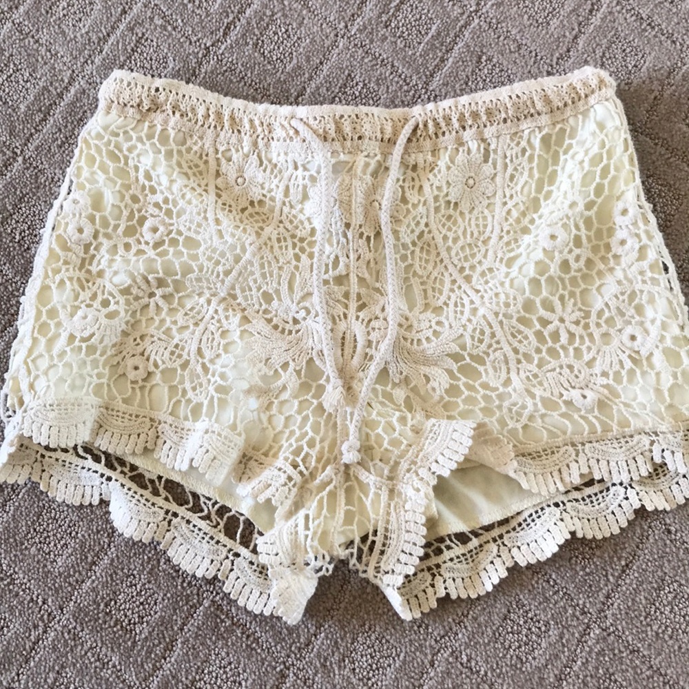 Off white floral lace shorts